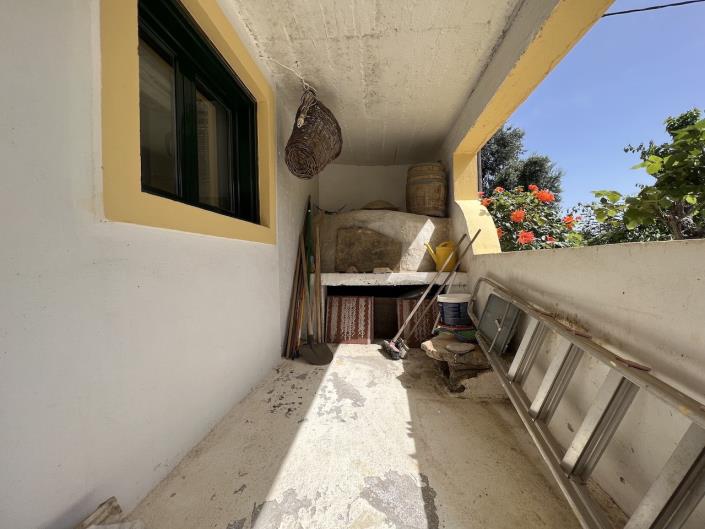 Image No.10-3 Bed House for sale