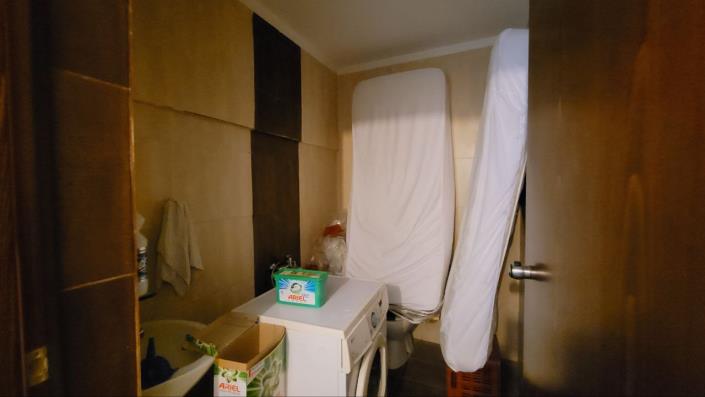 Image No.3-9 Bed Hotel for sale