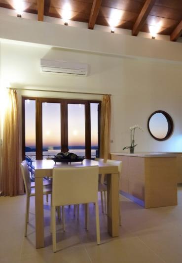 Image No.16-16 Bed Hotel for sale