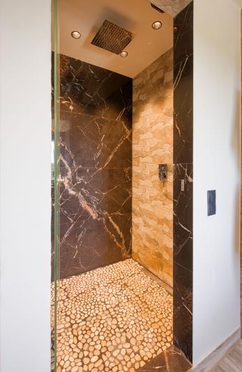 Image No.8-Villa de 5 chambres à vendre à Almyrida