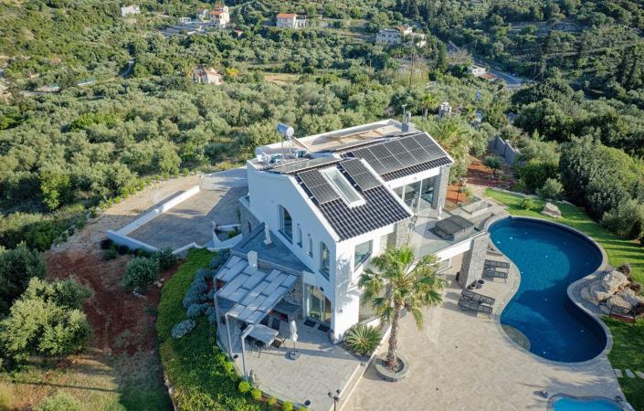 Image No.50-Villa de 5 chambres à vendre à Almyrida