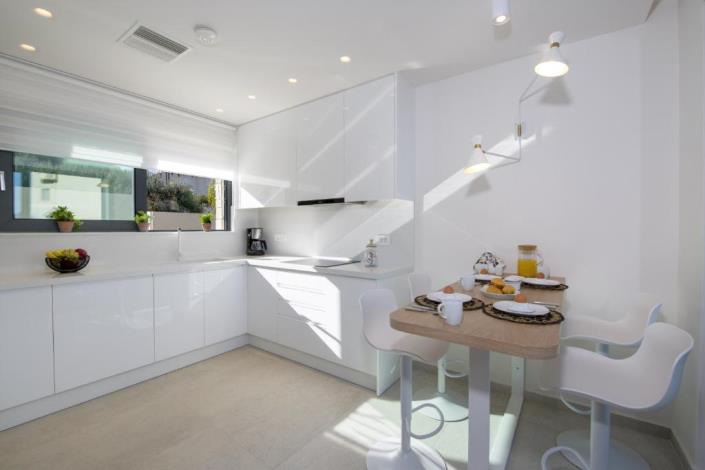 Image No.6-4 Bed Villa for sale