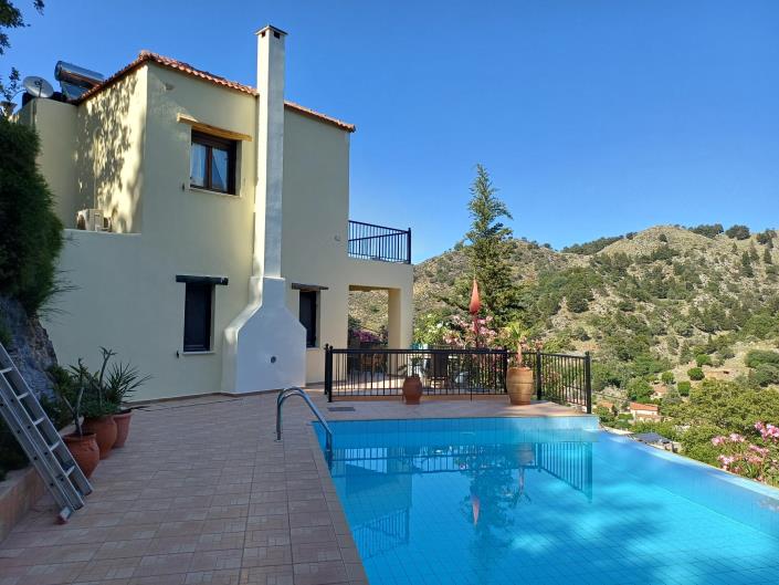 Image No.9-2 Bed Villa for sale