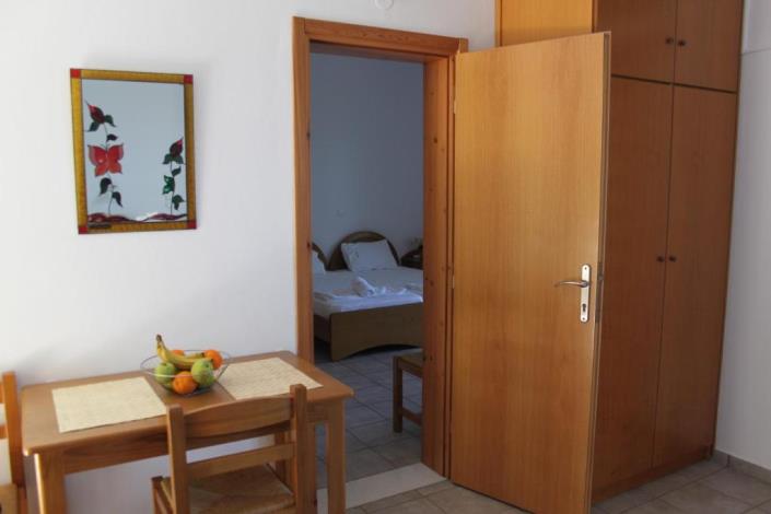 Image No.6-11 Bed Hotel for sale