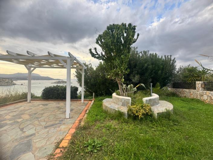 Image No.36-11 Bed Hotel for sale