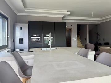 490251980_1225085722950526_8297603772114090285_n