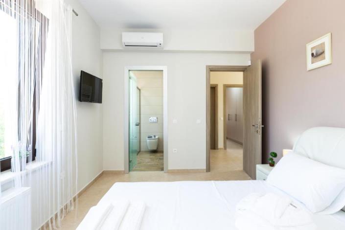 Image No.22-Maison / Villa de 5 chambres à vendre à Almyrida