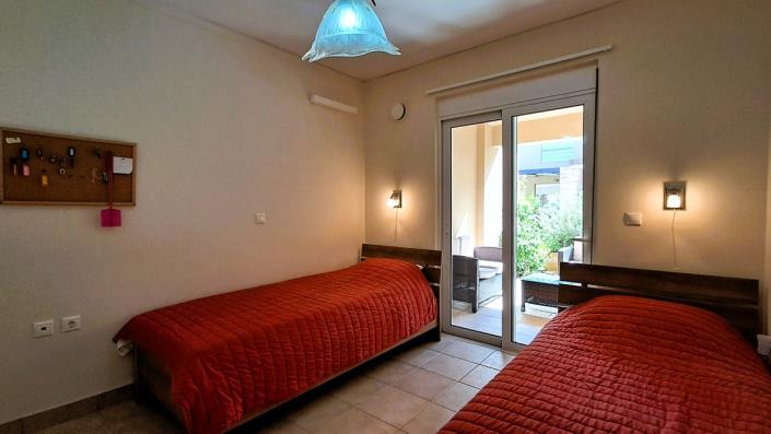 Image No.12-2 Bed Apartment for sale