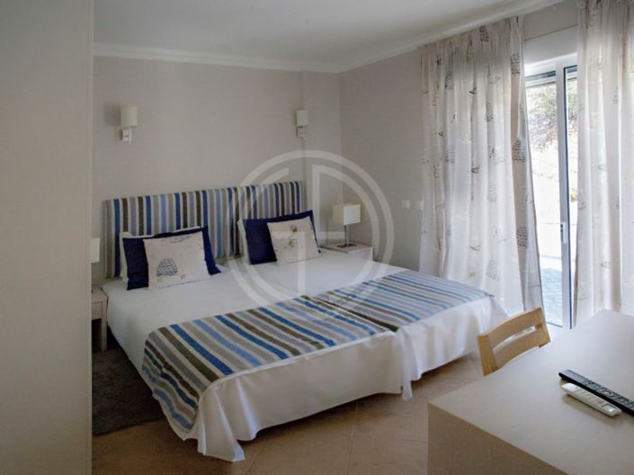 Image No.7-3 Bed House for sale