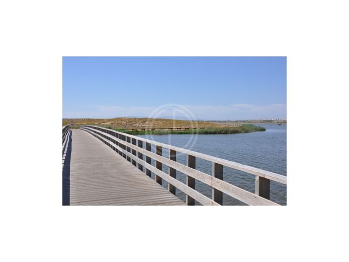 Image No.13-3 Bed House for sale