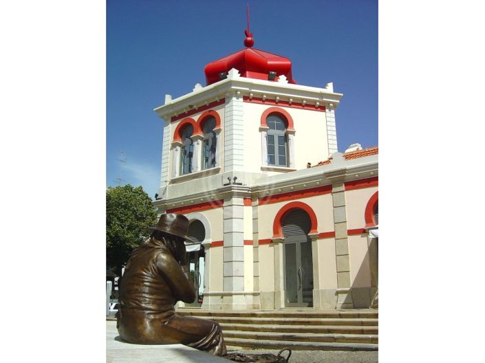 Image No.8-3 Bed House for sale