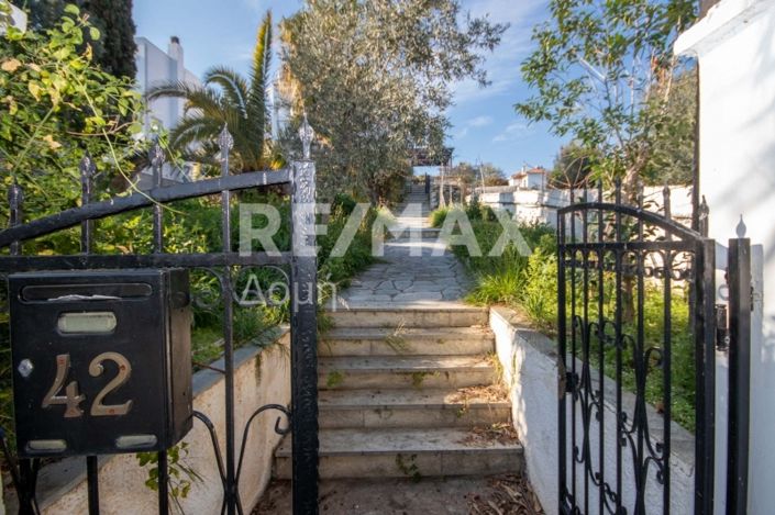 Image No.38-4 Bed Property for sale