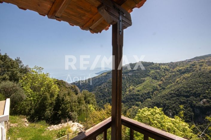 Image No.28-8 Bed Property for sale