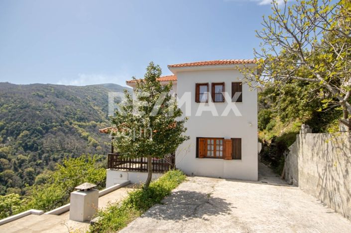 Image No.46-8 Bed Property for sale