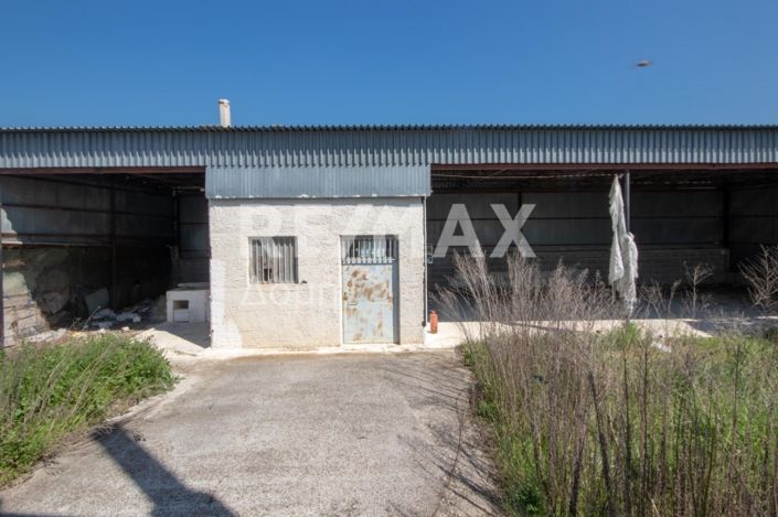 Image No.22-3 Bed Maisonette for sale