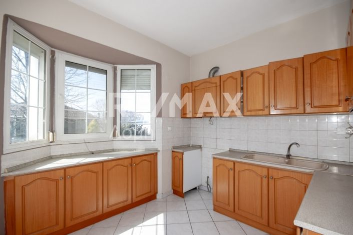 Image No.36-3 Bed Maisonette for sale