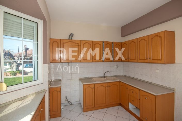 Image No.38-3 Bed Maisonette for sale