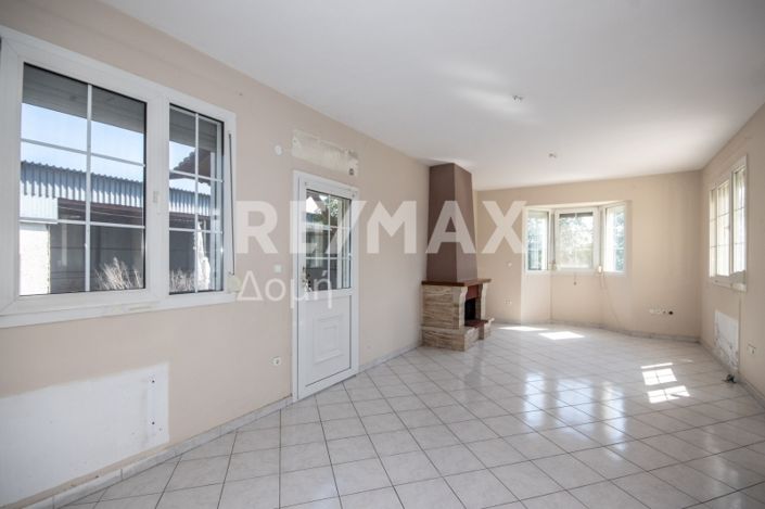 Image No.5-3 Bed Maisonette for sale