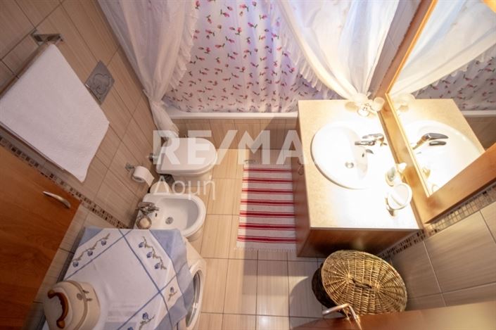 Image No.11-2 Bed House for sale