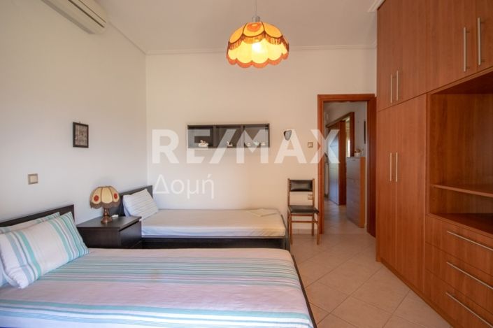 Image No.30-2 Bed House for sale