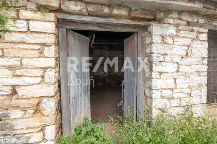 Image No.7-4 Bed Maisonette for sale