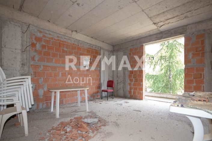 Image No.42-8 Bed Property for sale