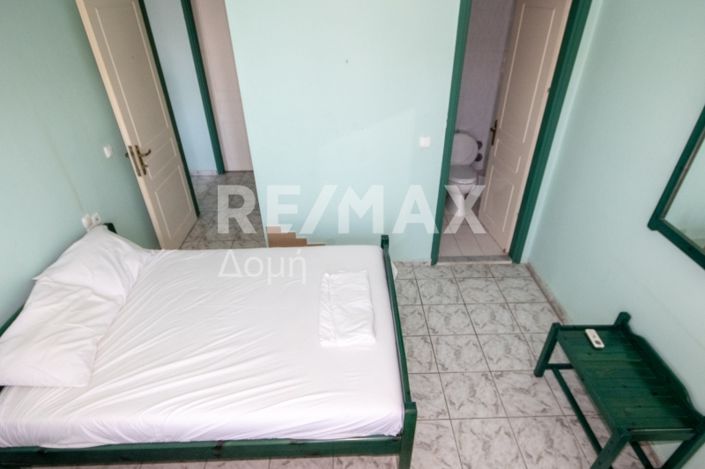 Image No.51-7 Bed Property for sale