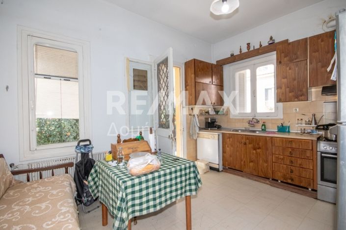 Image No.18-4 Bed Property for sale