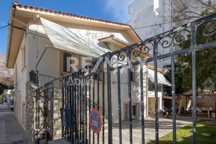 Image No.40-4 Bed Property for sale