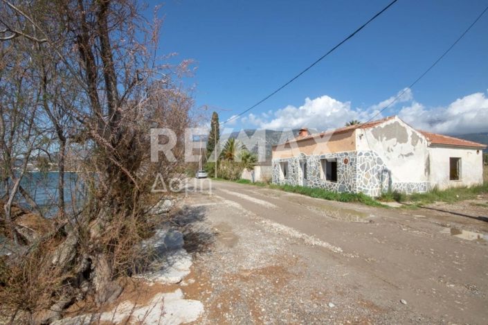 Image No.5-2 Bed House for sale