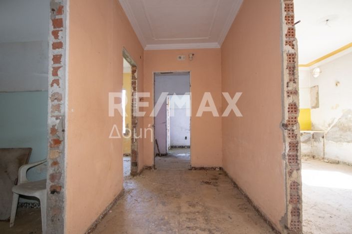 Image No.34-2 Bed House for sale