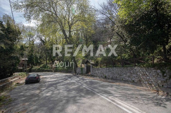 Image No.47-4 Bed Property for sale