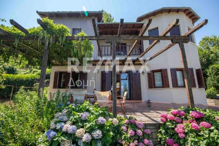 Image No.31-4 Bed Property for sale