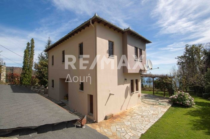 Image No.35-4 Bed Property for sale