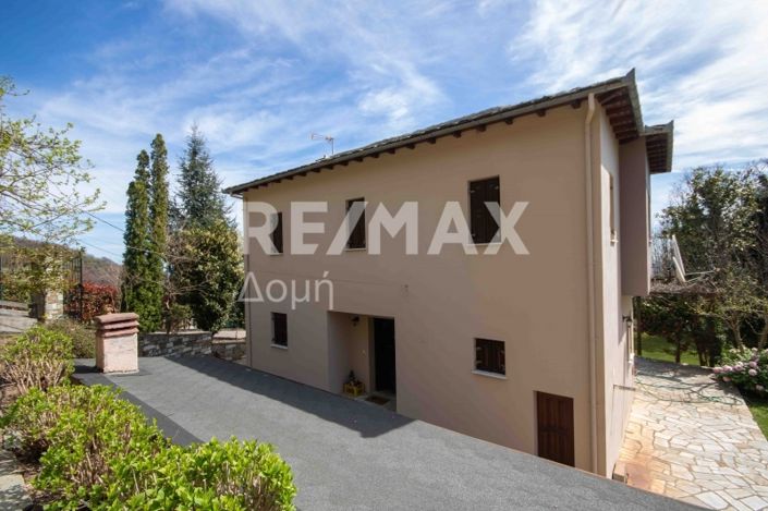 Image No.36-4 Bed Property for sale