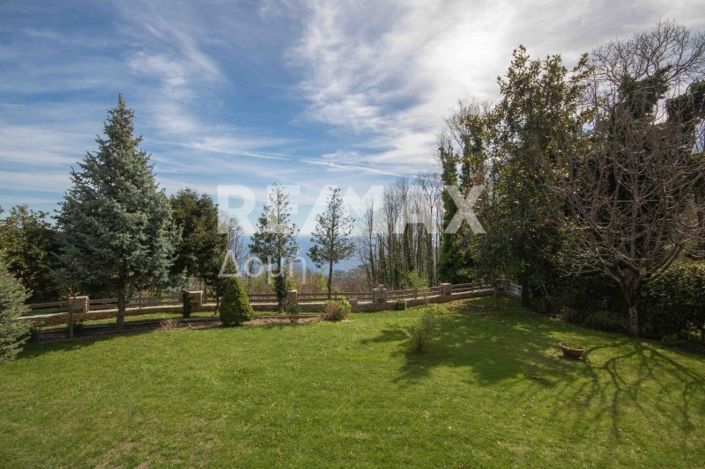 Image No.39-4 Bed Property for sale