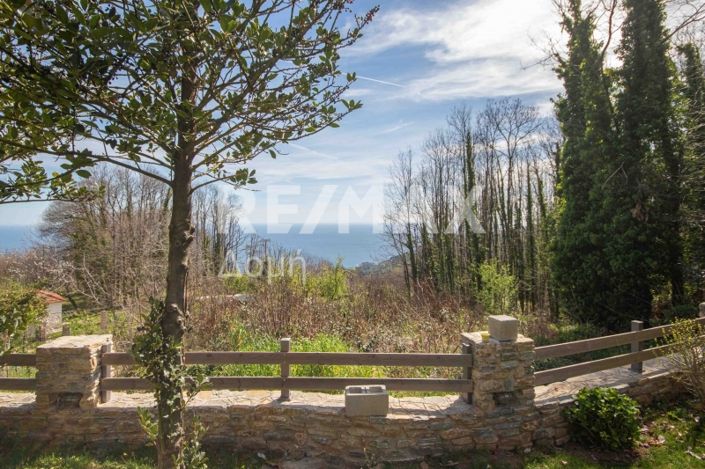 Image No.41-4 Bed Property for sale