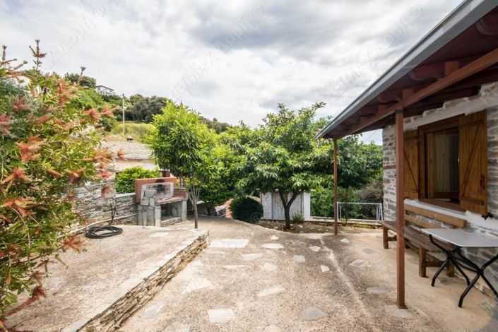 Image No.16-3 Bed Property for sale