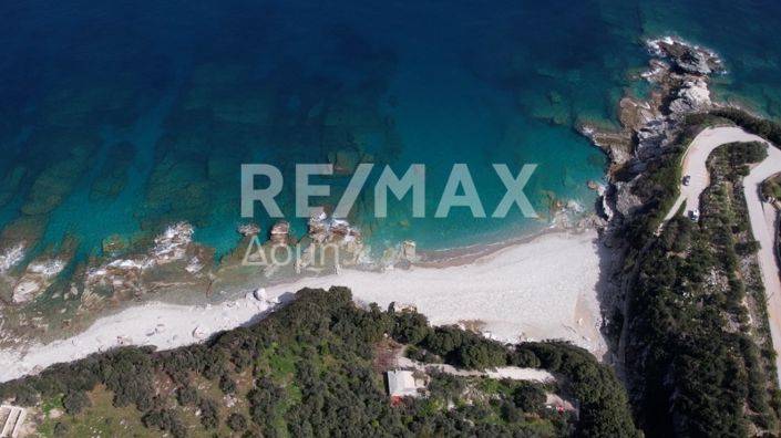 Image No.15-13 Bed Property for sale