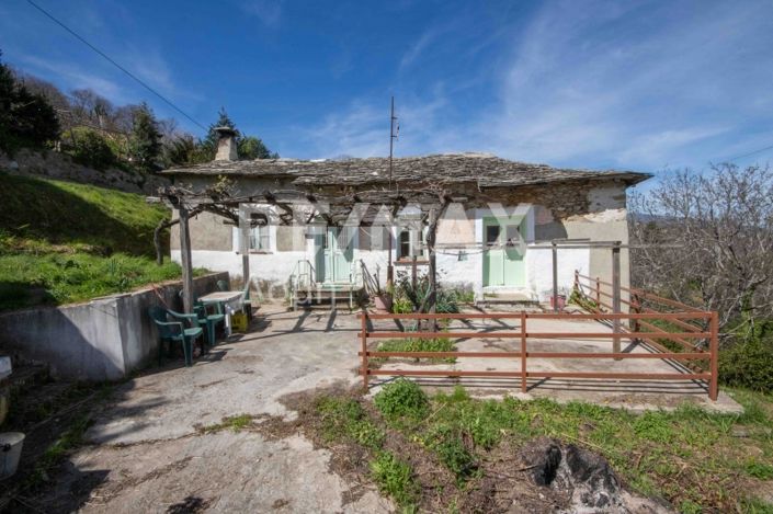 Image No.13-2 Bed House for sale