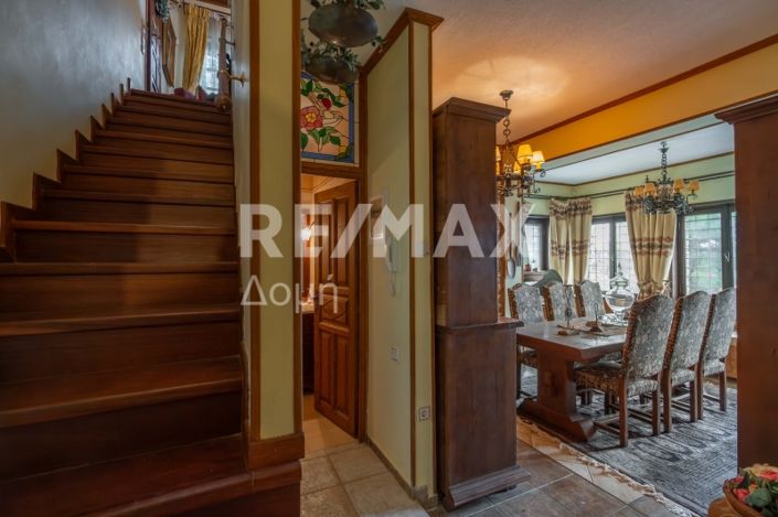 Image No.15-3 Bed Property for sale