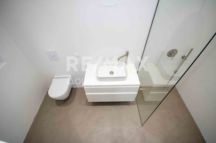 Image No.16-2 Bed House for sale