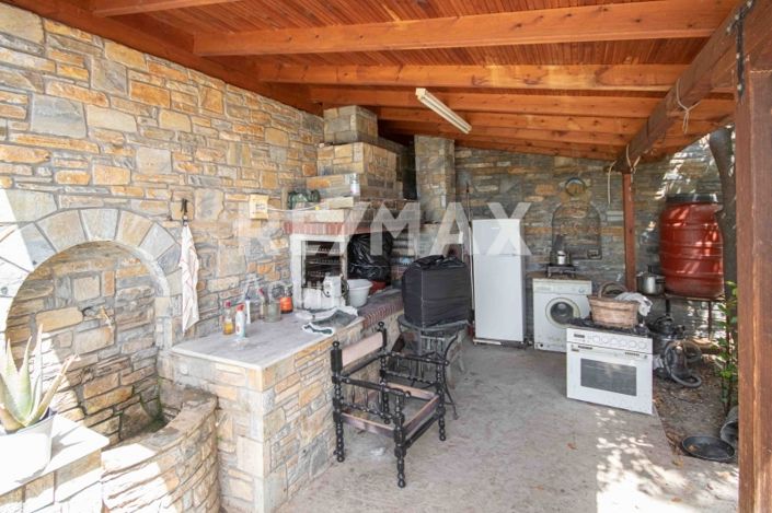 Image No.17-3 Bed House for sale