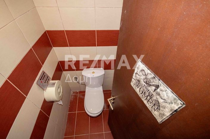 Image No.17-3 Bed Property for sale