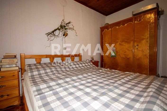 Image No.30-3 Bed Property for sale