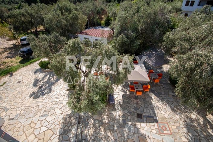 Image No.29-3 Bed Property for sale