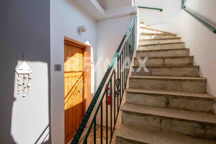 Image No.34-3 Bed Property for sale