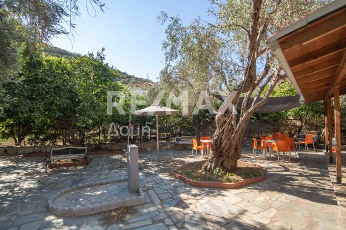 Image No.39-3 Bed Property for sale