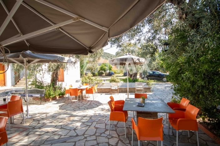 Image No.41-3 Bed Property for sale