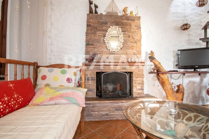 Image No.14-3 Bed House for sale